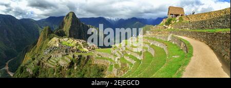 Inca ville de Machu Picchu avec fleuve Urubamba, province d'Urubamba, Cusco, Pérou Banque D'Images