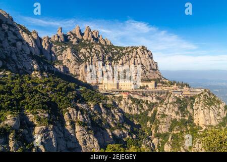 Montserrat est une montagne emblématique de Catalogne dans laquelle beaucoup les types de sports sont effectués et il est aussi connu pour les thèmes religieux Banque D'Images