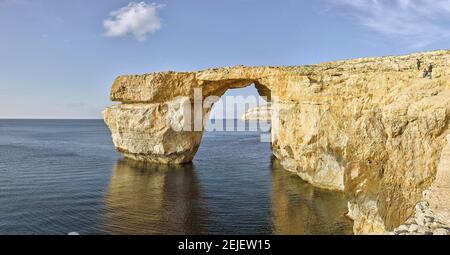 Des formations de roche calcaire naturel, Fenêtre d'Azur, Dwejra Bay, Gozo, Malte Banque D'Images