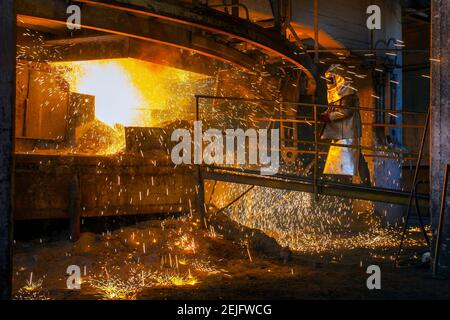 procédé de travail métallurgique à la fabrication de l'usine d'acier Banque D'Images