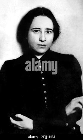 Hannah Arendt. Portrait de la théoricienne politique américaine d'origine allemande, Hannah Arendt (b. Johanna Arendt, 1906-1975), en 1933 Banque D'Images