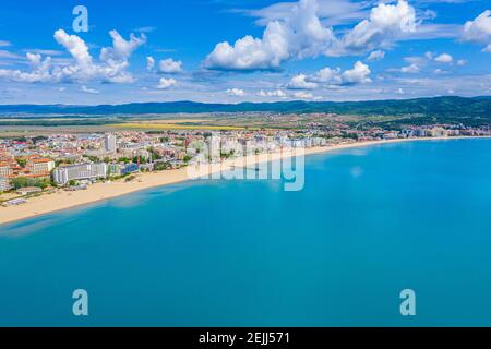 Vue aérienne de Sunny Beach - une station de vacances populaire En Bulgarie Banque D'Images