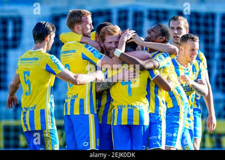 WAALWIJK, PAYS-BAS - FÉVRIER 21 : lors du match Eredivisie entre RKC Waalwijk et Heracles Almelo au stade des Mandemakers, le 21 février 2021 Banque D'Images