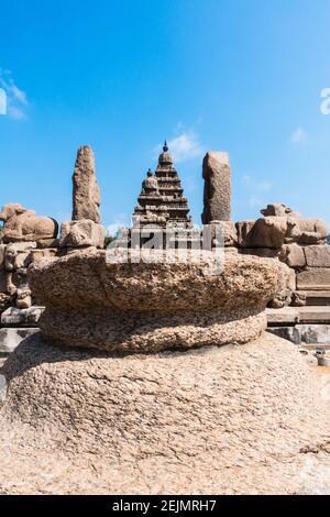 Temple de la rive de la mer site classé au patrimoine de l'UNESCO à Mahabalipuram, Tamil Nadu, Inde Banque D'Images