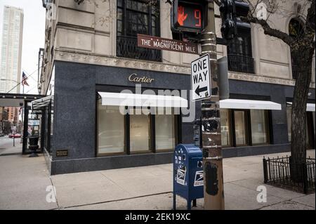 Un magasin Cartier sa ferm sur Michigan Avenue pendant la