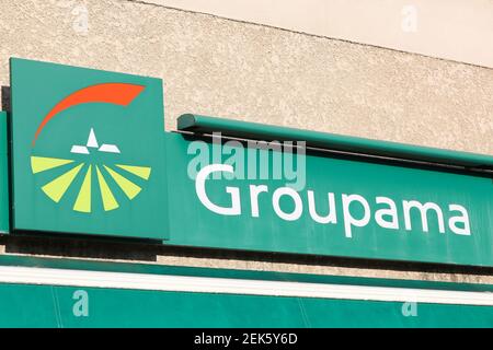 Belleville , France - 30 décembre 2018 : logo Groupama sur un mur. Groupama est un groupe d'assurance français Banque D'Images