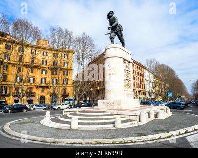 Monument en marbre et bronze à Bersagliere (Monumento al Bersagliere) à Piazzale di Porta Pia - Rome, Italie. Banque D'Images