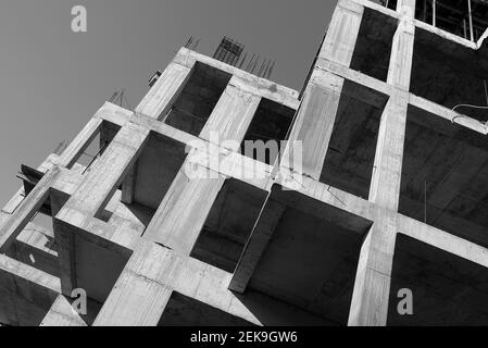 Photographie en noir et blanc du bâtiment en construction, Bucarest, Roumanie, 2021 Banque D'Images