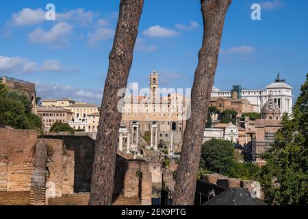 Italie, Rome, paysage urbain de l'ancienne ville romaine avec Forum Romanum Banque D'Images