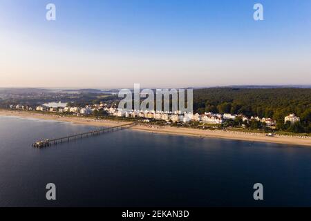 Allemagne, Mecklenburg-Ouest Pomerania, côte de la mer Baltique côte, Usedom Island, Bansin, Vue aérienne de la station touristique sur la côte Banque D'Images