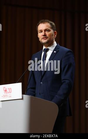 Le Premier ministre slovaque Igor Matovic prend la parole lors d'une conférence de presse. Sommet des chefs de gouvernement du Groupe de Visegrad (V4) à l'occasion du Banque D'Images