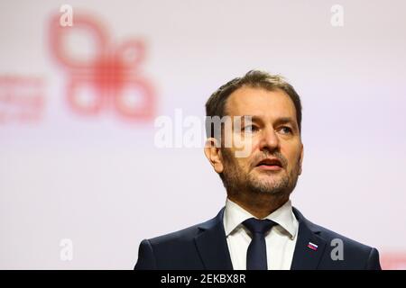 Le Premier ministre slovaque Igor Matovic prend la parole lors d'une conférence de presse. Sommet des chefs de gouvernement du Groupe de Visegrad (V4) à l'occasion du Banque D'Images