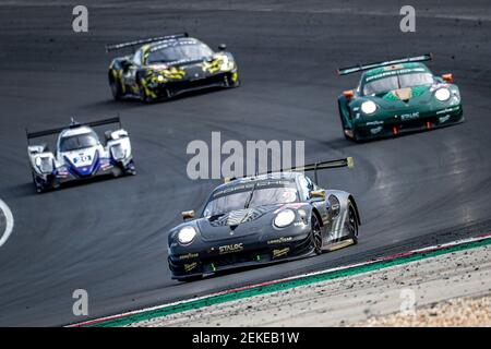 77 Ried Christian (deu), Beretta Michele (ita), Picariello Alessio (bel), Dempsey - Proton Racing, Porsche 911 RSR, action pendant les 2020 4 heures de Portimão, 5ème tour de la série européenne le Mans 2020, du 30 octobre au 1er novembre 2020 sur le circuit international de l'Algarve, à Portimao, Portugal - photo Paulo Maria / DPPI Banque D'Images