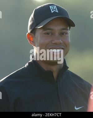 **PHOTO DE FICHIER** Tiger Woods aérolevé après le crash de Rollover. MIAMI, FL - MAI 29: PHOTOS DE DOSSIER - BEST OF TIGER WOODS - Memorial Day Weekend, Tiger Woods arrêté le DWI le 29 mai 2016 à Miami, Floride. Personnes: Tiger Woods transmission Ref: MNC crédit: Hoo-Me.com/MediaPunch Banque D'Images