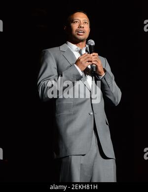 **PHOTO DE FICHIER** Tiger Woods aérolevé après le crash de Rollover. LAS VEGAS, NV - 18 mai : Tiger Woods au 15ème Tiger Jam annuel au Mandalay Bay Events Center le 18 mai 2013 à Las Vegas, Nevada. Crédit: Erik Kabok Photographie/MediaPunch Banque D'Images