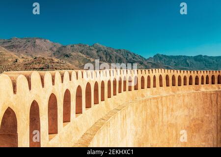 Forteresse de Nizwa dans la ville oasis d'Oman. Banque D'Images