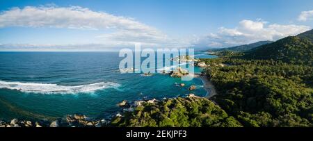 Vue aérienne du parc national de Tayrona, département de Magdalena, Caraïbes, Colombie Banque D'Images