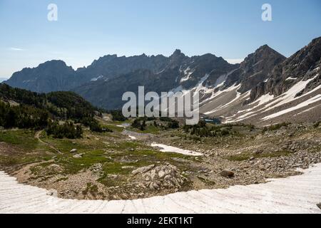 Vue panoramique sur Paintbrush Canyon depuis le sommet de Snowy Trail in Parc national de Grand Teton Banque D'Images