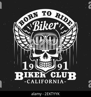 Étiquette du t-shirt du club de moto, crâne dans les lunettes de motocycliste et casque à oreilles. Vector California Biker Club label, Rocker Bikers Born to Ride quote, t-shirt Illustration de Vecteur