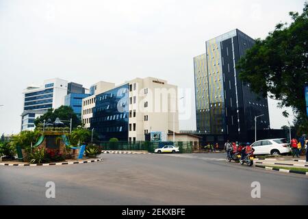 Nouveaux bâtiments modernes dans le centre-ville de Kigali. Banque D'Images