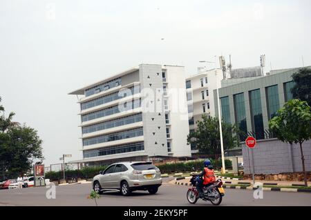 Nouveaux bâtiments modernes dans le centre-ville de Kigali. Banque D'Images