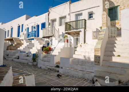 Castro (Kastro), la partie la plus ancienne de la ville de Chora sur l'île de Folegandros. Cyclades, Grèce Banque D'Images