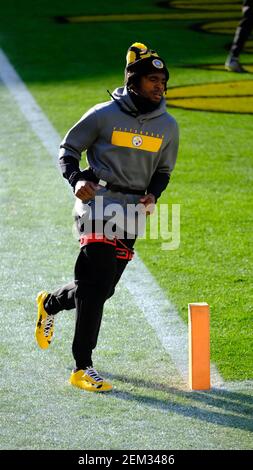 DEC 11th, 2022: Diontae Johnson #18 during the Steelers vs Ravens game in  Pittsburgh, PA. Jason Pohuski/CSM/Sipa USA(Credit Image: © Jason  Pohuski/Cal Sport Media/Sipa USA Stock Photo - Alamy