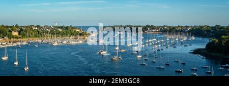 Panorama de l'Odet et Bénodet dans le Finistère, Bretagne, France Banque D'Images