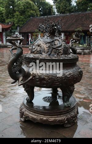 Vues sur le Temple de la Littérature (un Temple de Confucius) à Hanoi. D'une série de photos de voyage prises dans les temples bouddhistes au Vietnam et au Cambodge. Banque D'Images