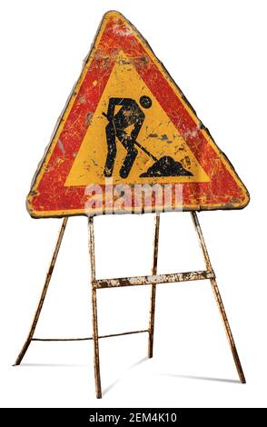 Hommes au travail ou au travail en cours, panneau Old et Rusty Road isolé sur fond blanc, Italie, Europe. Photographie. Banque D'Images