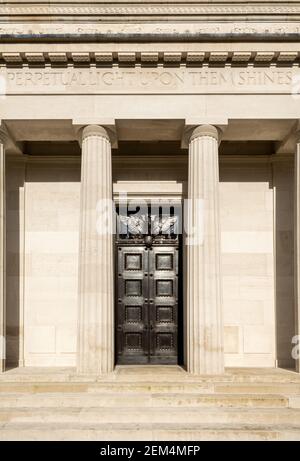 Chapelle du mémorial américain au cimetière militaire de Brookwood, Surrey, Angleterre, le seul cimetière militaire américain de la première Guerre mondiale au Royaume-Uni Banque D'Images