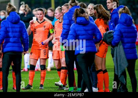 VENLO, PAYS-BAS - FÉVRIER 24 : Sherida Spitse des pays-Bas, joueurs et personnel des pays-Bas pendant le match international amical macc Banque D'Images