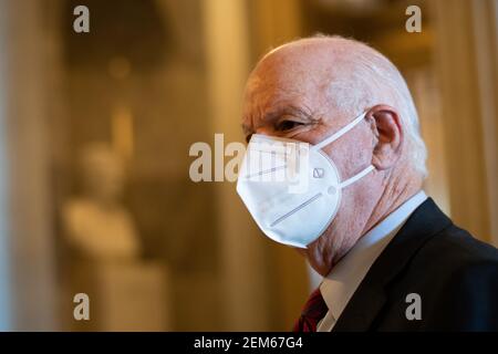 Washington, États-Unis. 24 février 2021. Le sénateur Ben Cardin (D-MD) au Capitole des États-Unis, à Washington, DC, le mercredi 24 février, 2021. Le processus de nomination pour le cabinet du président Biden s'est poursuivi avec des audiences pour le chef de la CIA et de l'Administration des petites entreprises, alors que la nomination de Neera tanden pour le directeur de l'OMB a fait face à l'opposition au Sénat. (Graeme Sloan/Sipa USA) Credit: SIPA USA/Alay Live News Banque D'Images