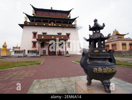 Temple Megdzhid-Dzhanrayseg sur le territoire du monastère bouddhiste Gandantekchinling (Gandan) à Oulan-Bator, mongolie Banque D'Images