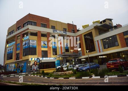 Nouveaux bâtiments modernes dans le centre-ville de Kigali. Banque D'Images