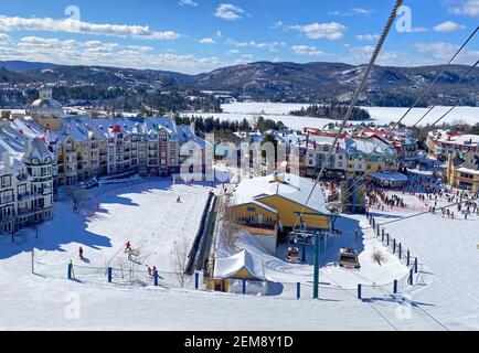 Village de Mont Tremblant en hiver, Québec, Canada Banque D'Images