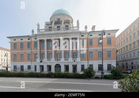 Trieste, Italie. 24 février 2921. Vue extérieure du bâtiment Carciotti dans le centre ville Banque D'Images