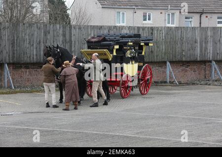 Stagecoach garage, Kilmarnock, Écosse, Royaume-Uni 08 avril 2018. Journée portes ouvertes au dépôt avec divers bus et autocars exposés, rétrogradations et magasins. Un cheval de stagecoach a donné des promenades autour de la cour de garage Banque D'Images