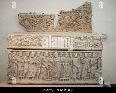 Rome, Italie C 02 05 2018: Art chrétien précoce, détail du sarcophage de Marcus Claudianus, 330-335 AD avec miracles de Jésus, Musée National Romain Banque D'Images