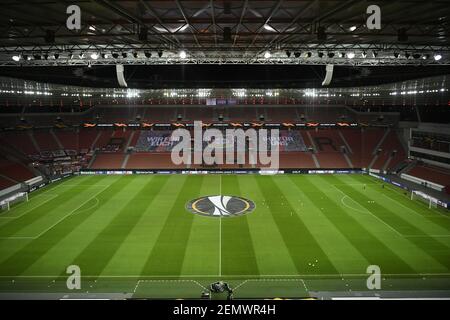 Leverkusen, Allemagne. 25 février 2021. Football: Europa League, knockout round, deuxième jambe, Bayer Leverkusen - jeunes garçons Berne à BayArena. Le stade avant le match de l'UEFA Europa League. Credit: INA Fassbender/AFP POOL/dpa/Alay Live News Banque D'Images