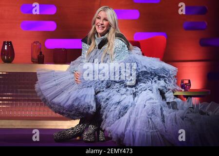 UTILISATION ÉDITORIALE SEULEMENT Ellie Goulding pendant le tournage du Graham Norton Show au BBC Studioworks 6 Television Center, Wood Lane, Londres, devant être diffusé sur BBC One vendredi soir. Date de la photo : jeudi 25 février 2021. Le crédit photo devrait se lire comme suit : PA Media pour le compte de SO TV/PA Wire Banque D'Images