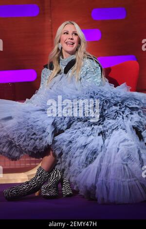 UTILISATION ÉDITORIALE SEULEMENT Ellie Goulding pendant le tournage du Graham Norton Show au BBC Studioworks 6 Television Center, Wood Lane, Londres, devant être diffusé sur BBC One vendredi soir. Date de la photo : jeudi 25 février 2021. Le crédit photo devrait se lire comme suit : PA Media pour le compte de SO TV/PA Wire Banque D'Images