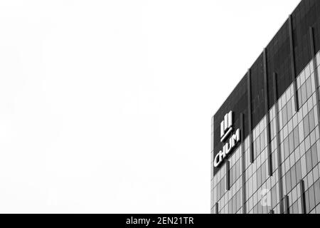 Photographie en noir et blanc du CHUM, traduite en Centre de santé de l'Université de Montréal Banque D'Images