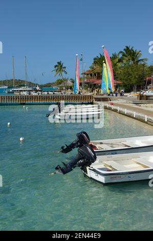 Petits bateaux au Bitter End Yacht Club, Gorda Sound, Virgin Gorda, Iles Vierges britanniques Banque D'Images