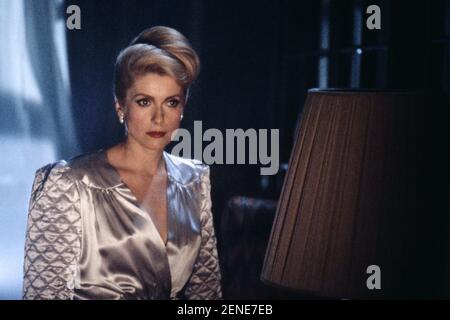 L'année de la faim : 1983 Directeur britannique : Tony Scott Catherine Deneuve Banque D'Images