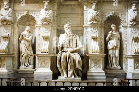 Moïse de Michel-Ange à l'intérieur de l'église San Pietro in Vincoli Rome Italie Banque D'Images