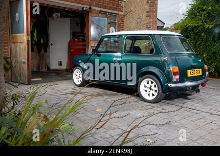 Voiture britannique classique et moderne 1993 Rover Mini Cooper Banque D'Images