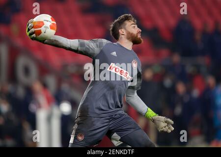 EINDHOVEN, PAYS-BAS - FÉVRIER 25 : gardien de but José sa d'Olympiacos lors du match de l'UEFA Europa League entre le PSV et l'Olympiacos au PSV Stadion o Banque D'Images