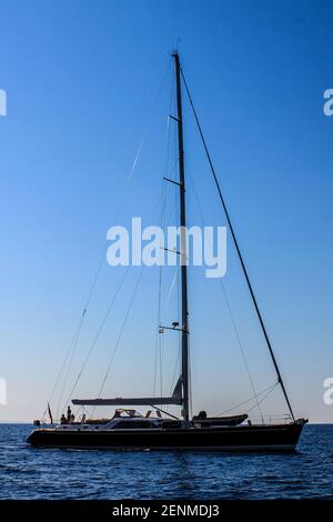 Hvar, Croatie - 3 octobre 2011: Vue sur les voiliers près de l'île de Hvar par une Journée ensoleillée Banque D'Images