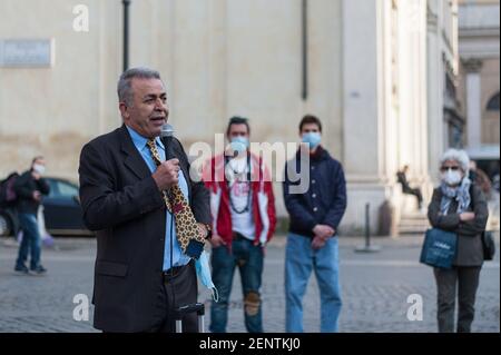 Rome, Italie. 26 février 2021. Rome Vendredi 26 février: piazza S. Silvestro vaccins sit-in POUR LA PALESTINE - débloquer les vaccins pour la population active. Vacciner les prisonniers politiques dans les prisons israéliennes. Proumove la Communauté palestinienne de Rome et du Latium. Crédit : Agence photo indépendante/Alamy Live News Banque D'Images